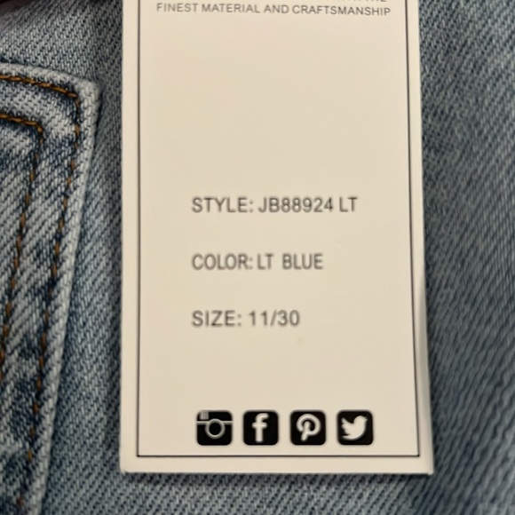 The Rosie from Judy Blue: High-Rise Cargo Wide Denim
11-NWT, never worn. - Picture 3 of 3